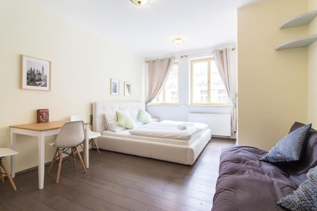 Apartamento Charles Bridge Tower / Prague Castle View Exterior foto